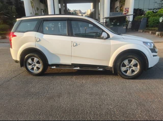 https://images10.gaadi.com/usedcar_image/4518309/original/883f47b536bcb5c4d10fad7bc9d49712.jpg?imwidth=6401