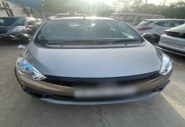 https://images10.gaadi.com/usedcar_image/4518328/original/8274ed70-f7e4-4e08-a1e3-d2a70a55b9fc.?imwidth=6400