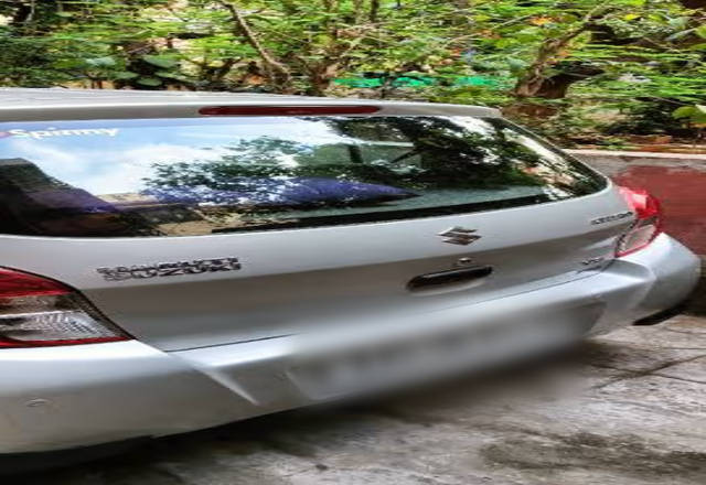 https://images10.gaadi.com/usedcar_image/4518341/original/3662bf11-a670-41d9-972d-dd86ed0ccab7.?imwidth=6402