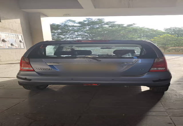 https://images10.gaadi.com/usedcar_image/4518347/original/37e89656-f9cd-427c-9fca-d675fecd7ab5.?imwidth=6401