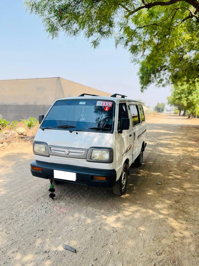 https://images10.gaadi.com/usedcar_image/4518383/original/processed_c7d3ca3f6d56ce8f8e2beed29d30b9d9.jpg?imwidth=6402