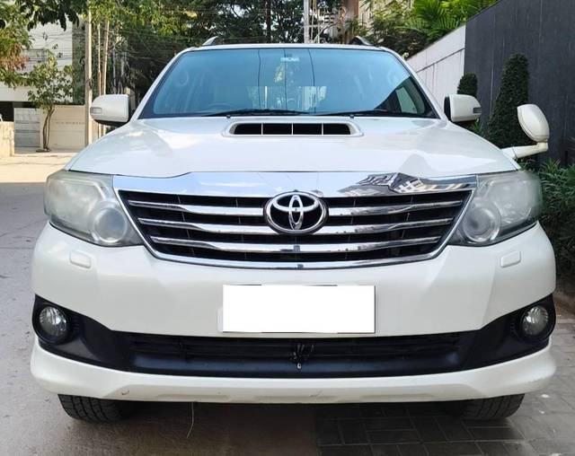 https://images10.gaadi.com/usedcar_image/4518394/original/processed_a5cc9e53-4c8d-4cc7-9cd3-a023b7d27ec2.jpg?imwidth=6400