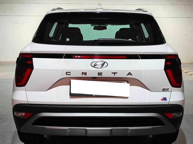 https://images10.gaadi.com/usedcar_image/4518414/original/processed_581b4356ea558b1c0191924ae3192534.jpg?imwidth=6402