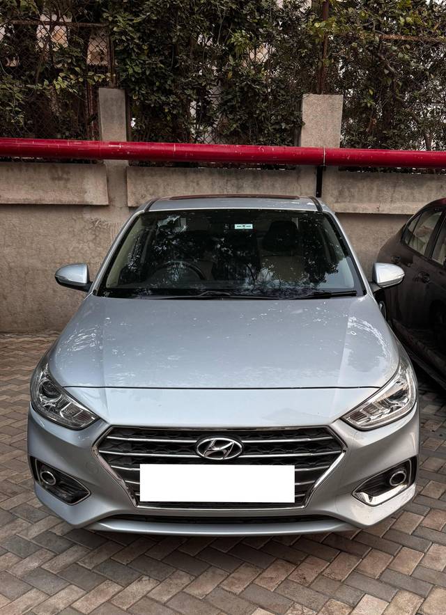 https://images10.gaadi.com/usedcar_image/4518417/original/processed_c39b6b16bcb454a32fe52add4e60b88a.jpeg?imwidth=6400