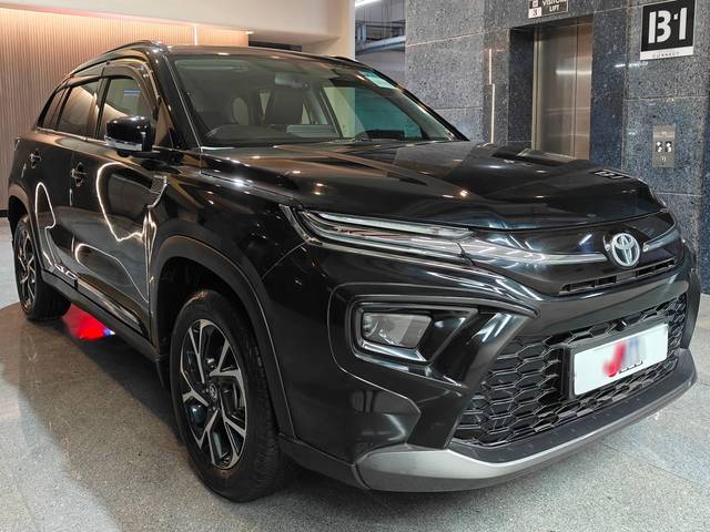 https://images10.gaadi.com/usedcar_image/4518421/original/processed_73a80cfc625bab25682a2b50ffe4c433.jpg?imwidth=6400