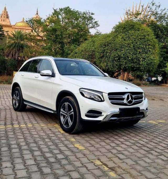 https://images10.gaadi.com/usedcar_image/4518424/original/7fe88459d62d64cc129290b0e8c77f5e.jpg?imwidth=6400
