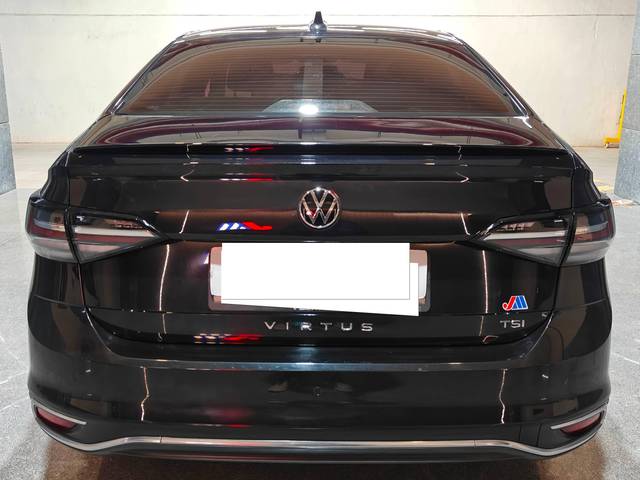 https://images10.gaadi.com/usedcar_image/4518426/original/processed_7f14a33d5ae85492b9c824b32f1f9e0e.jpg?imwidth=6401