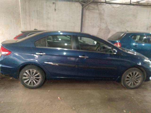 https://images10.gaadi.com/usedcar_image/4518429/original/0b557e4f7a5998c98aee9de37da4aae1.jpg?imwidth=6401