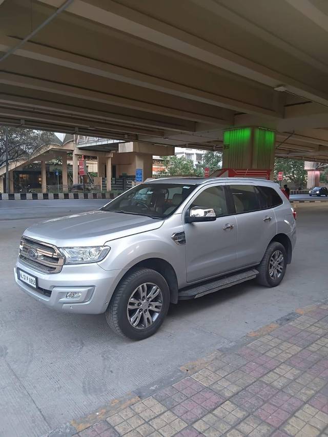 https://images10.gaadi.com/usedcar_image/4518430/original/processed_f408172555eed4002b99d54cdb95e7f7.jpg?imwidth=6402