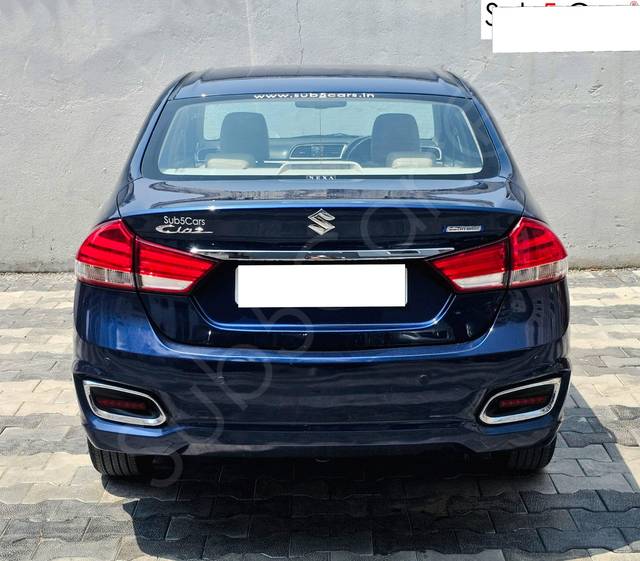 https://images10.gaadi.com/usedcar_image/4518434/original/processed_cf8ac5c37eecfc9d220ecbba39ae1048.jpg?imwidth=6402