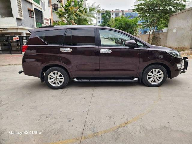 https://images10.gaadi.com/usedcar_image/4518449/original/processed_f3e2d66ffde680a6d6c9392ab98c8b4a.jpg?imwidth=6401