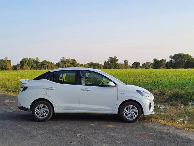 https://images10.gaadi.com/usedcar_image/4518462/original/a31c6d6e-f34c-43aa-9c82-4a4d1d3b4ee9.jpg?imwidth=6400
