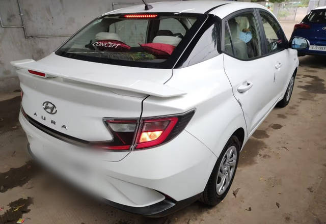 https://images10.gaadi.com/usedcar_image/4518462/original/ce3871a6-f6f6-4e34-aac1-604ee15754de.?imwidth=6401