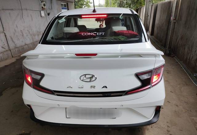 https://images10.gaadi.com/usedcar_image/4518463/original/4a3374c6-eaa3-41f2-8b29-e7397fefbd40.jpg?imwidth=6401