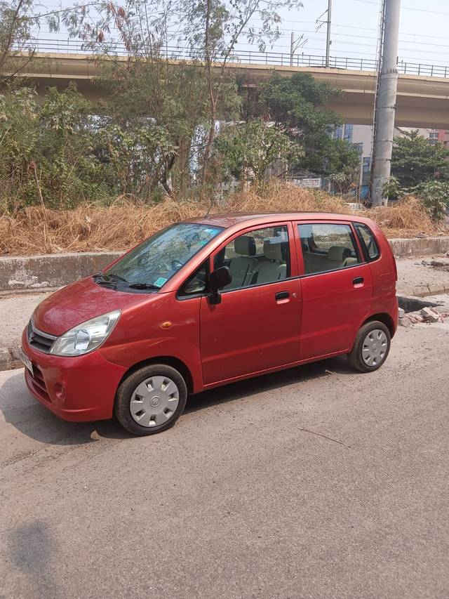 https://images10.gaadi.com/usedcar_image/4518503/original/e569fcc1516abf5bbe5fcfa663f9877e.jpg?imwidth=6400
