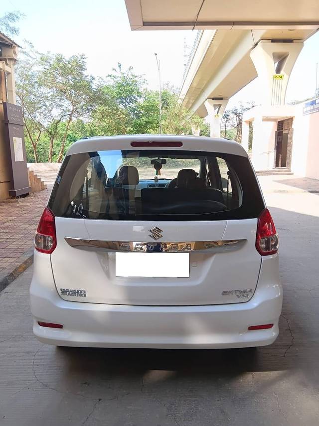 https://images10.gaadi.com/usedcar_image/4518511/original/processed_19e67332e68a778c1107fc87dce6d462.jpg?imwidth=6401
