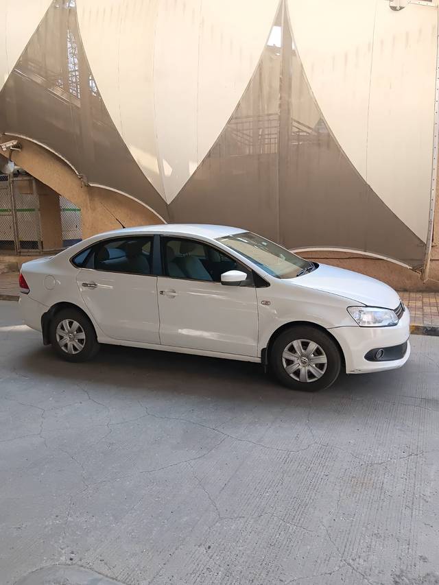 https://images10.gaadi.com/usedcar_image/4518513/original/bbd2b04cda47ab85d98c638d11df8878.jpg?imwidth=6400