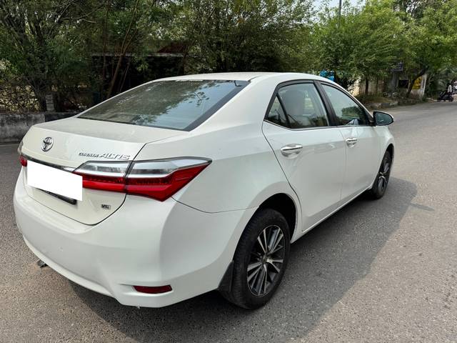 https://images10.gaadi.com/usedcar_image/4518546/original/processed_50a1c7ac-de67-4f74-a9af-a6a7fd30313d.jpg?imwidth=6402