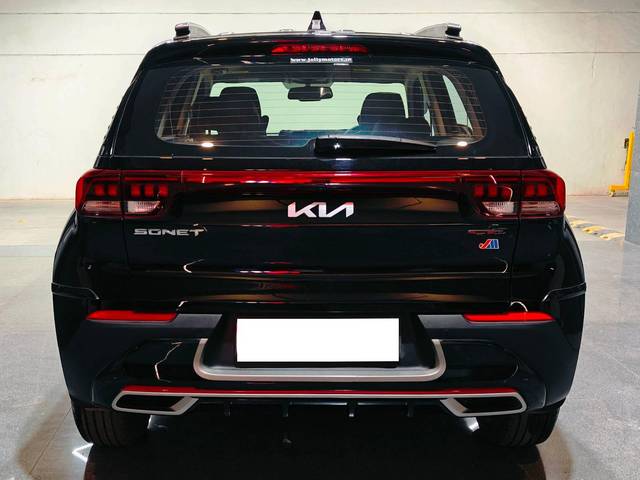 https://images10.gaadi.com/usedcar_image/4518549/original/processed_16874e3404c0c691391957eec9b0a057.jpeg?imwidth=6402