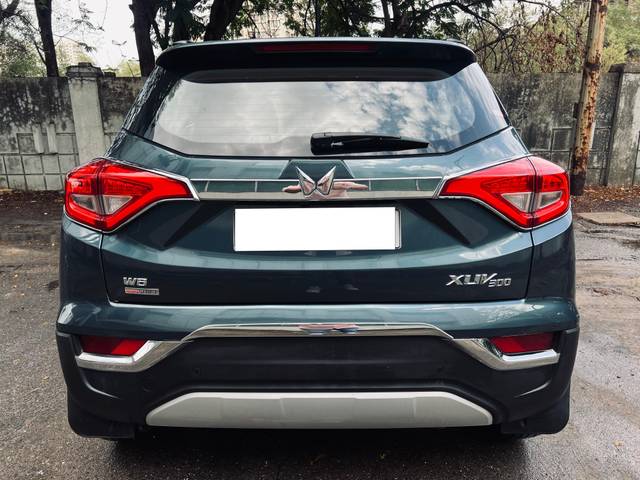 https://images10.gaadi.com/usedcar_image/4518553/original/processed_ebf0fe08f227870be2a6c68d3b5f238d.jpg?imwidth=6402