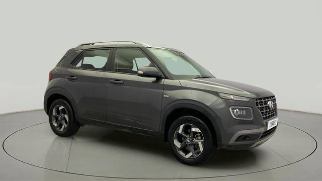 https://images10.gaadi.com/usedcar_image/4518578/original/a99d4f11279cd0d976a65e2927a35bba.jpg?imwidth=6400