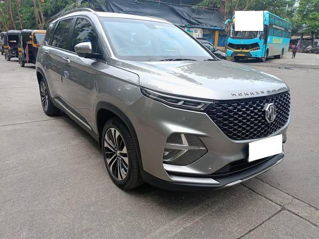 https://images10.gaadi.com/usedcar_image/4518588/original/processed_207381e14f75372cff81292d805a3228.jpg?imwidth=6400