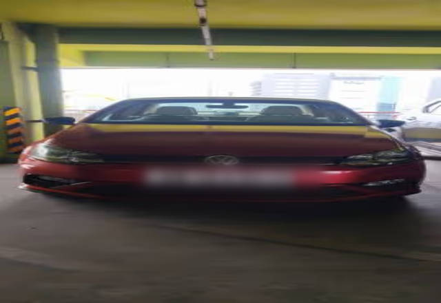 https://images10.gaadi.com/usedcar_image/4518608/original/5f69e376-4c22-429e-9a57-1bf919c70b57.?imwidth=6400