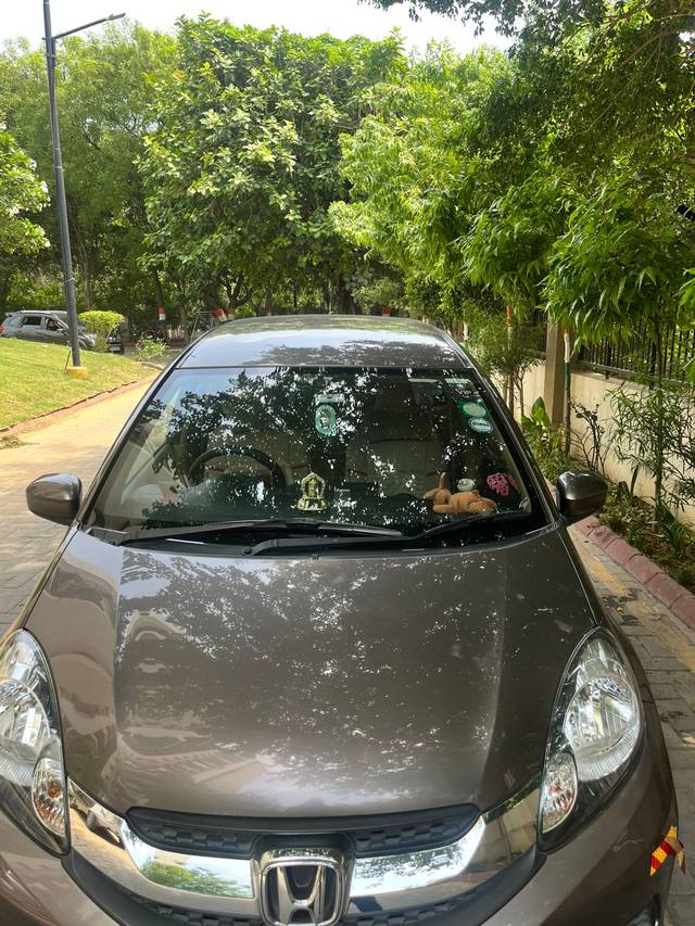 https://images10.gaadi.com/usedcar_image/4518612/original/f56ec92a-06b4-4af2-ac02-ac3f777262b5.jpg?imwidth=6400