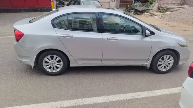 https://images10.gaadi.com/usedcar_image/4518623/original/755e2193-6701-4a32-8ef6-5ef6e6be7597.jpg?imwidth=6401