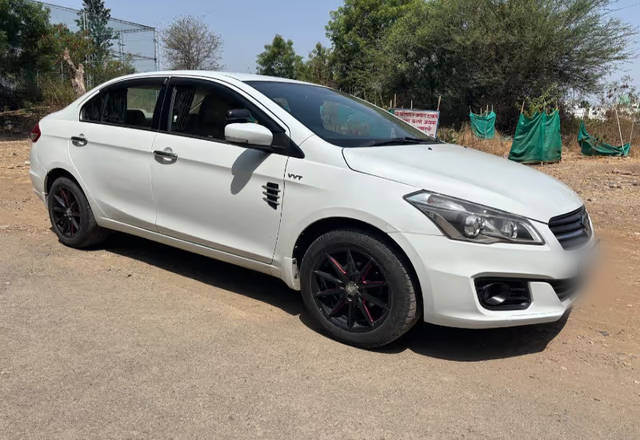 https://images10.gaadi.com/usedcar_image/4518670/original/1fa79145-38e6-459d-83ba-32e56c37d266.?imwidth=6402