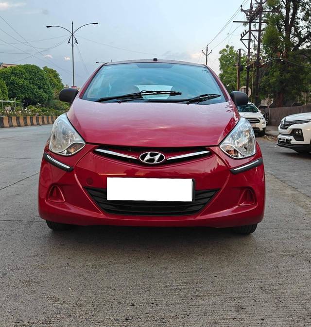 https://images10.gaadi.com/usedcar_image/4518678/original/processed_b40aee2fcc2f630b360ec8ecad5c03c5.jpg?imwidth=6402