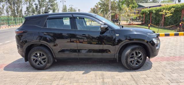 https://images10.gaadi.com/usedcar_image/4518679/original/2c54a8469ee253ebc064587e30b384c7.jpg?imwidth=6401
