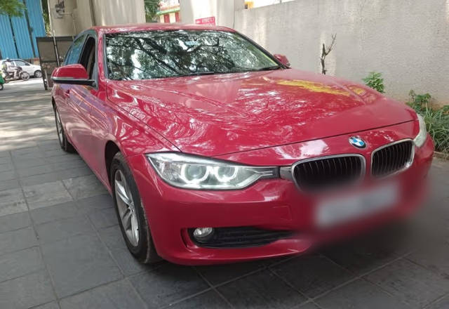 https://images10.gaadi.com/usedcar_image/4518680/original/a9641ff2-ded7-44e4-88a6-f66496588b73.?imwidth=6400