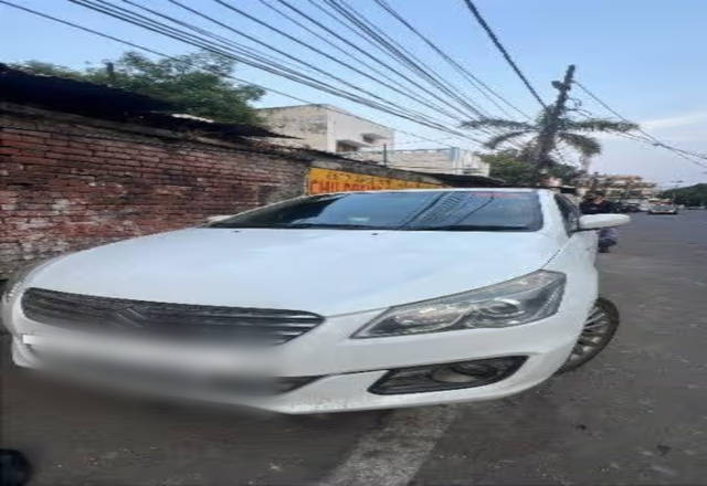 https://images10.gaadi.com/usedcar_image/4518719/original/d117ceba-f1d6-4c11-9be7-ed761ba24b6c.?imwidth=6400