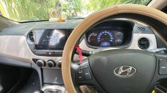 https://images10.gaadi.com/usedcar_image/4518722/original/6ba01961f1d639ca185b9e44afd72a1e.jpg?imwidth=6402