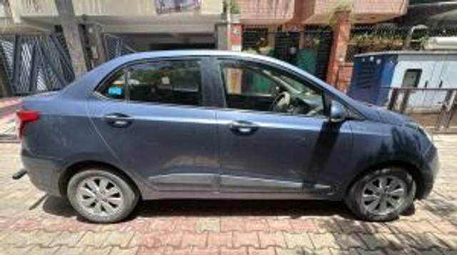 https://images10.gaadi.com/usedcar_image/4518722/original/ba77b074f96330fc33b36f2d57a2d6e8.jpg?imwidth=6401