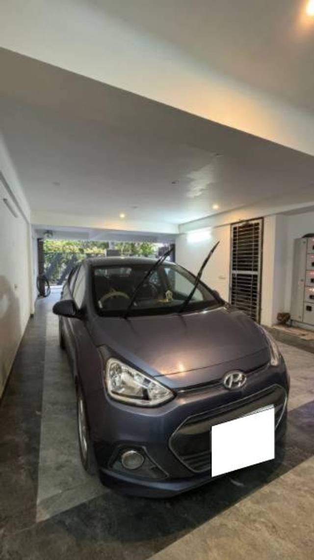https://images10.gaadi.com/usedcar_image/4518722/original/processed_54dbad55-27b2-408c-91ec-d9e71d08860d.jpeg?imwidth=6400