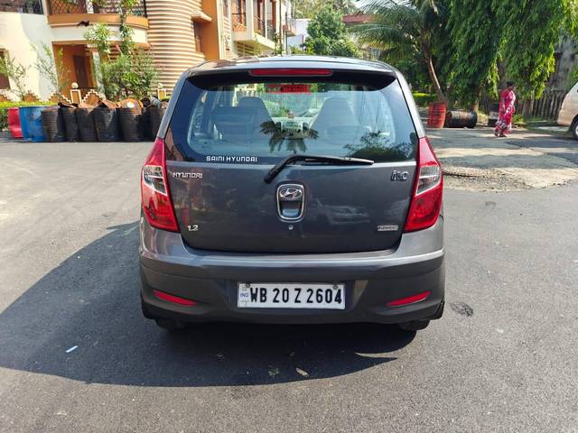 https://images10.gaadi.com/usedcar_image/4518765/original/processed_a936d638a1b9d7f2541591406aa8495b.jpg?imwidth=6402
