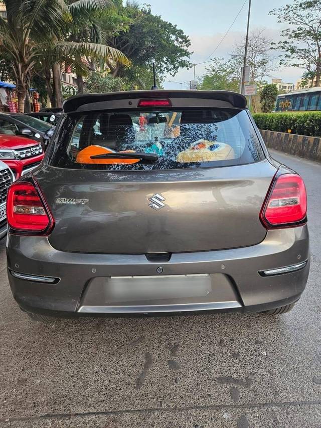 https://images10.gaadi.com/usedcar_image/4518767/original/processed_processed_4cabfc1cbd490228db2515acff2e8ce8.jpg?imwidth=6402