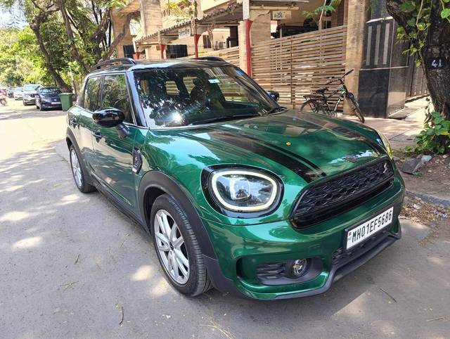 https://images10.gaadi.com/usedcar_image/4518798/original/processed_4a04b5e3507c1c73ce170ce662f1eb0e.jpg?imwidth=6400