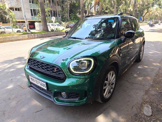 https://images10.gaadi.com/usedcar_image/4518798/original/processed_67f7e54eadf0095d4ab663e39b26adc9.jpeg?imwidth=6400