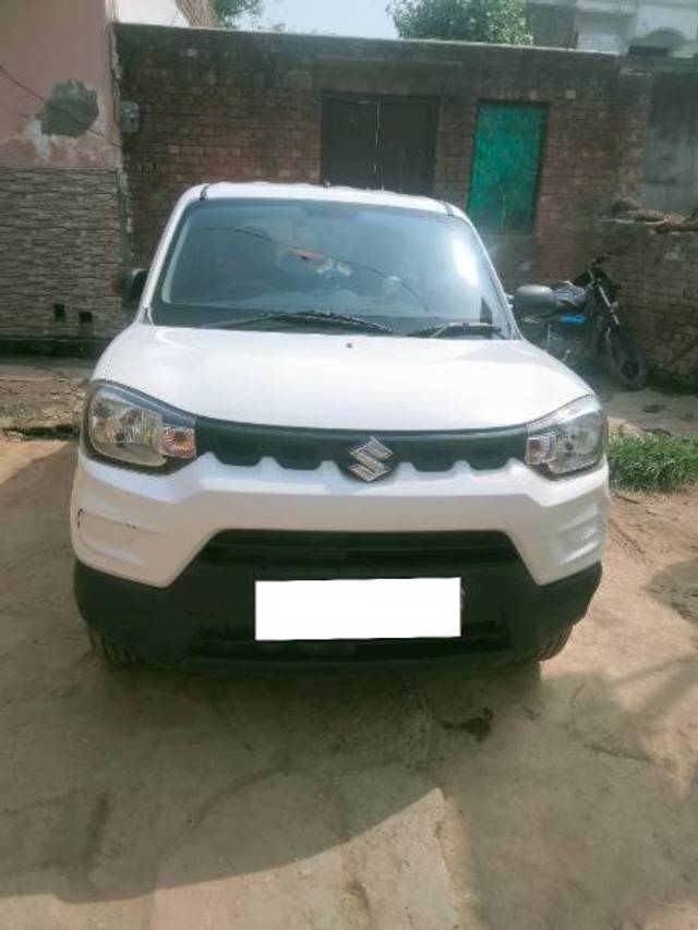 https://images10.gaadi.com/usedcar_image/4518841/original/processed_9c7aaf2e-8a62-492a-9eb9-f7c1018cf4a8.jpg?imwidth=6400