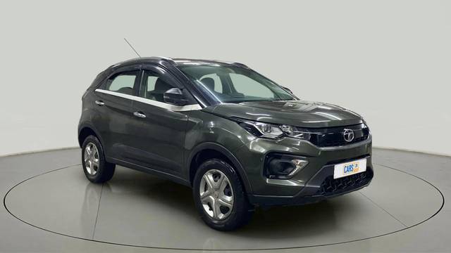 https://images10.gaadi.com/usedcar_image/4518852/original/ebf43fd0dc3ef3cff719b17a1d25cf8c.jpg?imwidth=6400