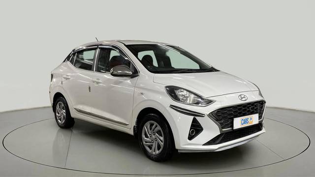 https://images10.gaadi.com/usedcar_image/4518856/original/d8f5958bf97ae612a115e3ce62295b98.jpg?imwidth=6400