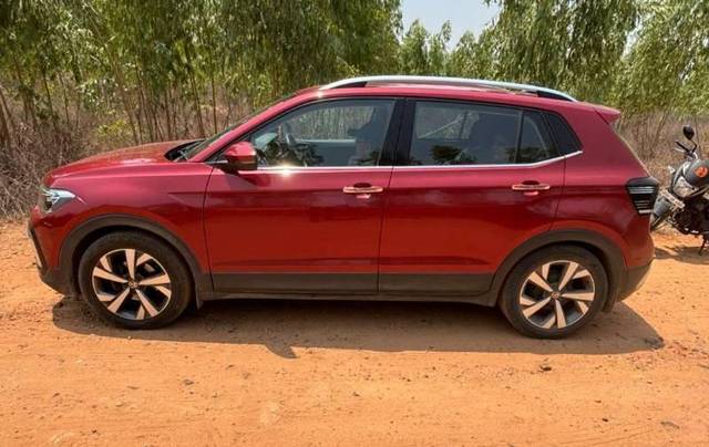 https://images10.gaadi.com/usedcar_image/4518859/original/processed_cb1aeed2-b2bd-4aab-b5ea-9e656603735e.jpg?imwidth=6402