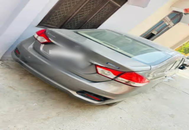 https://images10.gaadi.com/usedcar_image/4518867/original/58d4ca38-7ff0-4f06-ae11-f717c6c10b9b.?imwidth=6402
