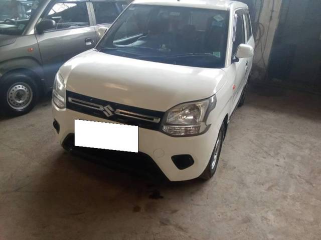 https://images10.gaadi.com/usedcar_image/4518870/original/processed_2db358c3-6ce7-4e6c-a938-e343efec1243.jpg?imwidth=6400