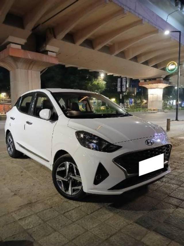 https://images10.gaadi.com/usedcar_image/4518944/original/processed_5ca7ead0-7436-4d01-b9a6-75d05d23ef82.jpg?imwidth=6400