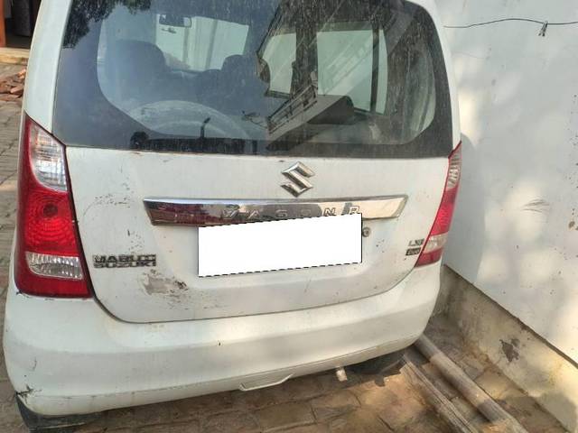 https://images10.gaadi.com/usedcar_image/4518962/original/processed_30b08c44-1243-4aa0-885d-e3dbd38256a5.jpg?imwidth=6400