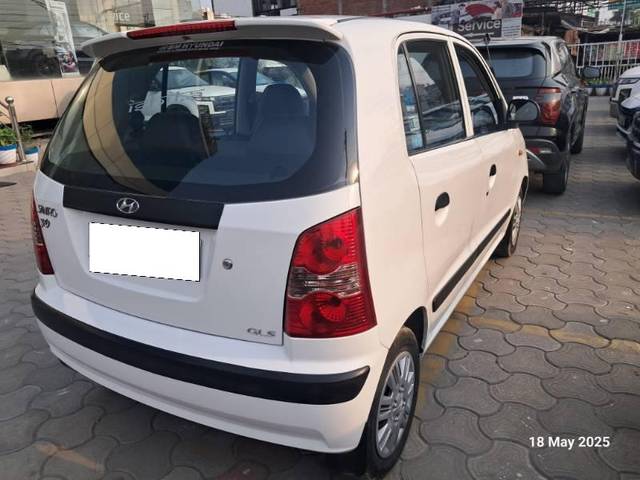 https://images10.gaadi.com/usedcar_image/4518981/original/processed_3547e05f-c02b-443c-b83d-e2ff489a9dc7.jpg?imwidth=6401